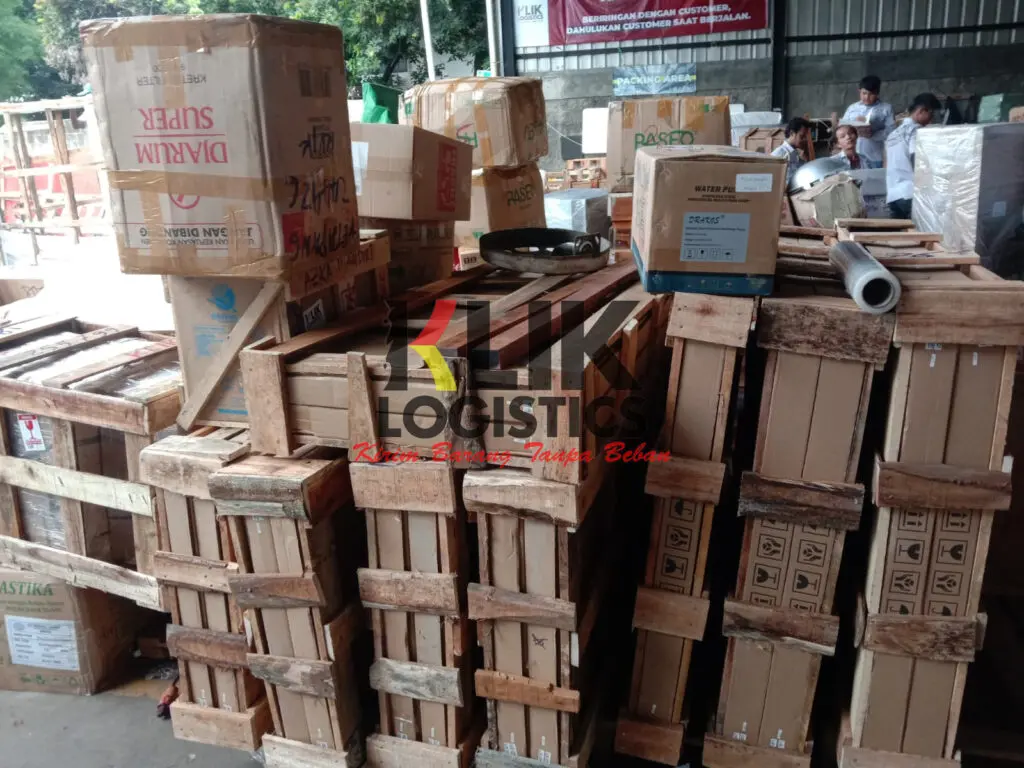 jasa kirim barang ekspedisi makassar denpasar bali murah klik logistics