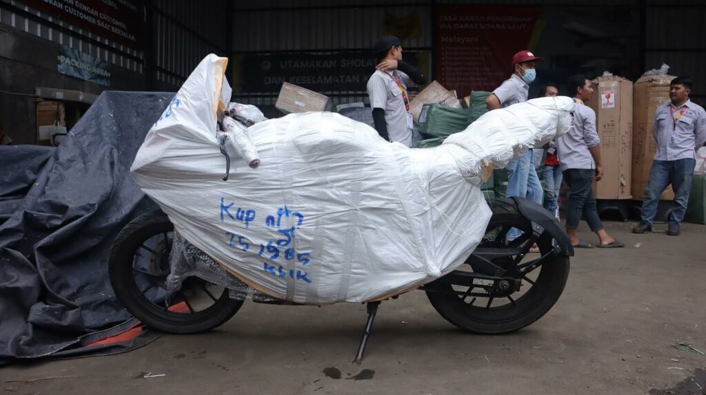 jasa kirim motor surabaya lombok ntb