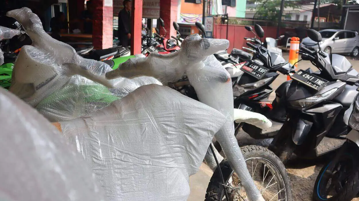 jasa kirim motor murah ekspedisi jakarta singkawang klik logistics