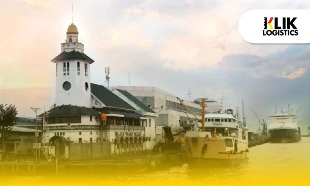 pelabuhan di surabaya