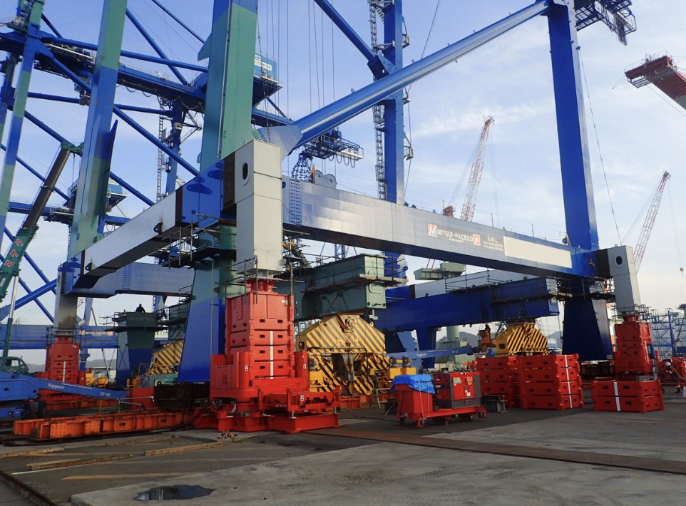 container gantry crane