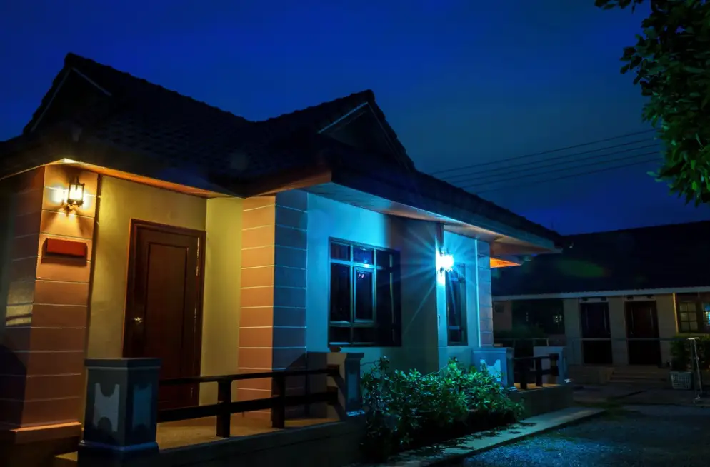 pindah rumah malam hari