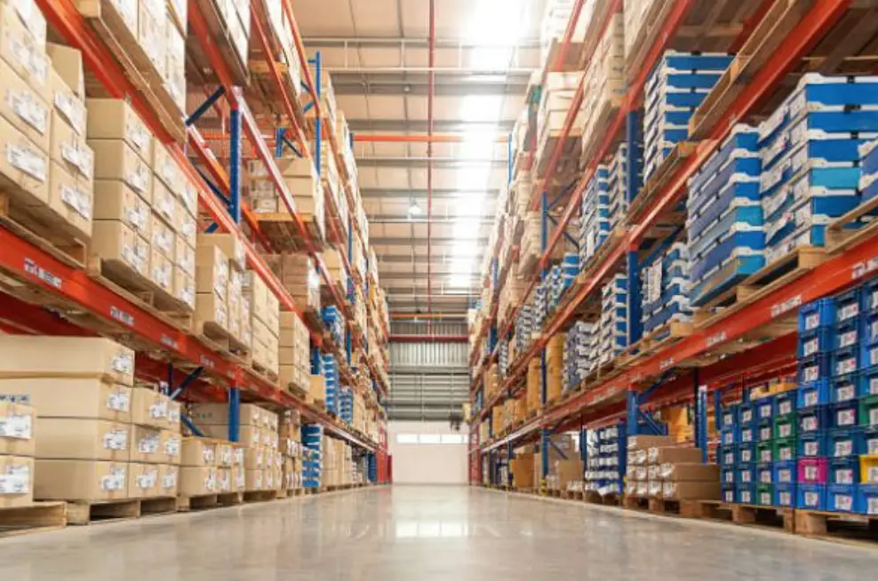 warehouse adalah